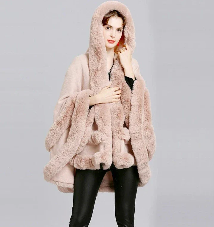 Roupa Feminina de Frio Poncho Luxo - Image 5